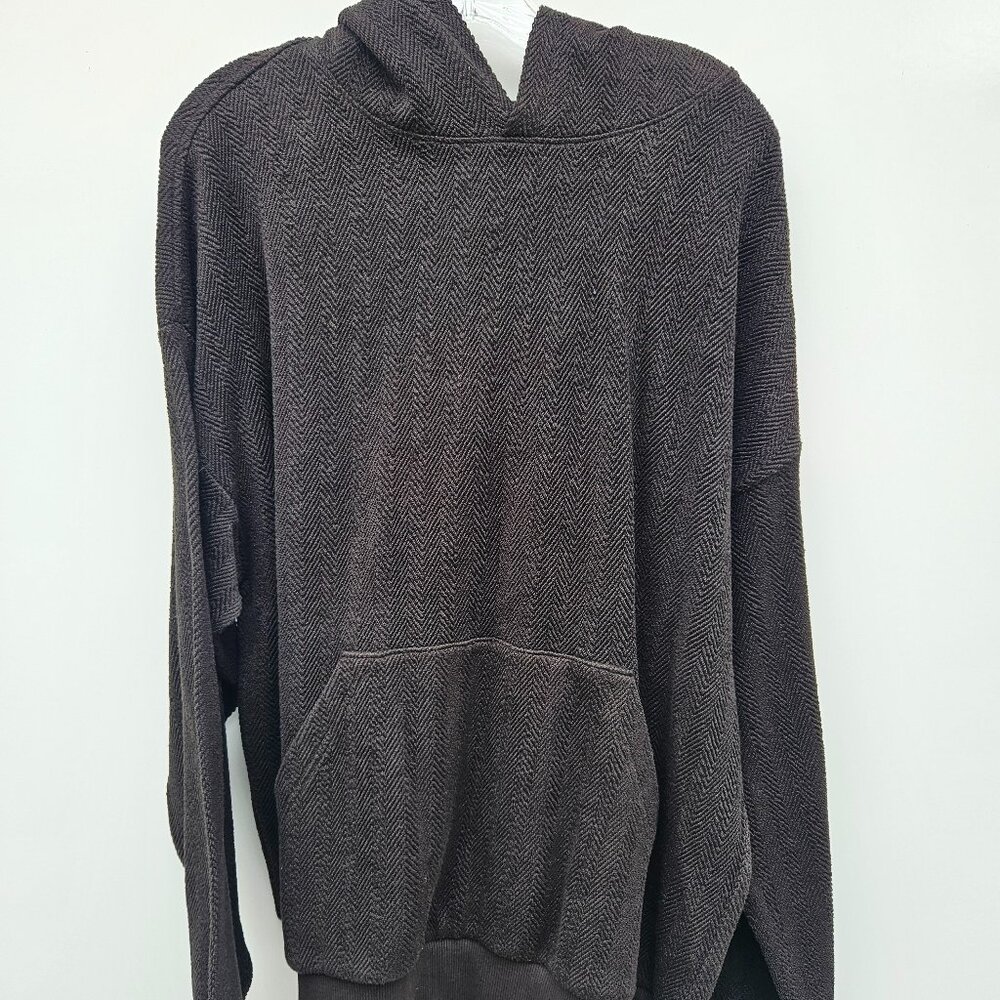 men's black textured hoodie sweater
